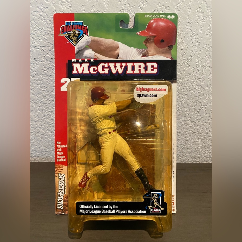 Mark McGuire Baseball Figurine / Vintage / Collectable / MLB / Collector